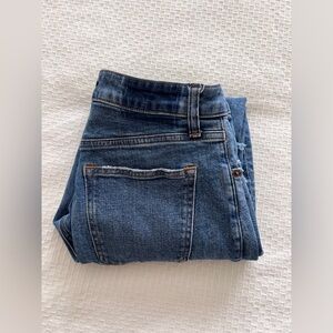 Abercrombie curve love high rise mom jean